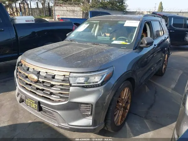 1FMUK7DH3SGA15473 2025 FORD EXPLORER - Image 2