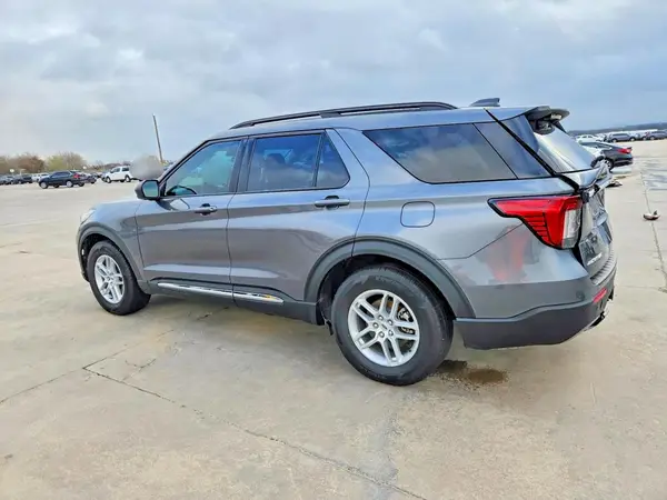 1FMUK7DH3SGA81327 2025 FORD EXPLORER - Image 2