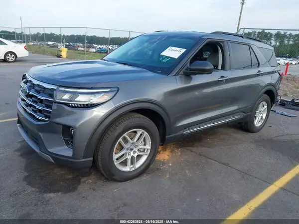 1FMUK7DH4SGA37188 2025 FORD EXPLORER - Image 2