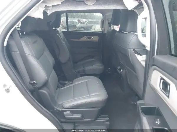 1FMUK7DH5SGB51491 2025 FORD EXPLORER - Image 8