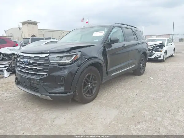 1FMUK7DH5SGC26450 2025 FORD EXPLORER - Image 2