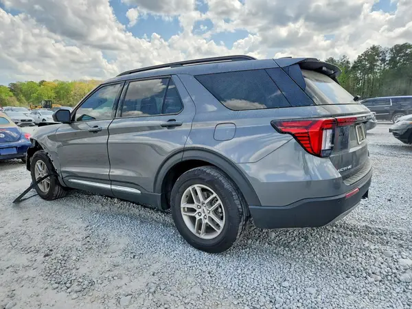 1FMUK7DH5SGD00224 2025 FORD EXPLORER - Image 2