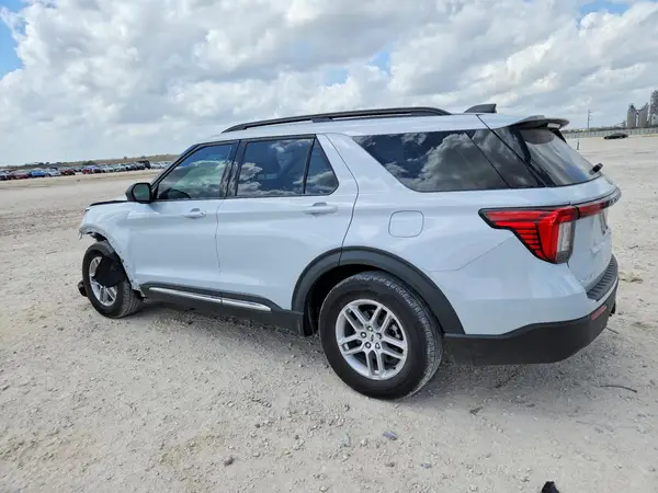 1FMUK7DH6SGB18533 2025 FORD EXPLORER - Image 2