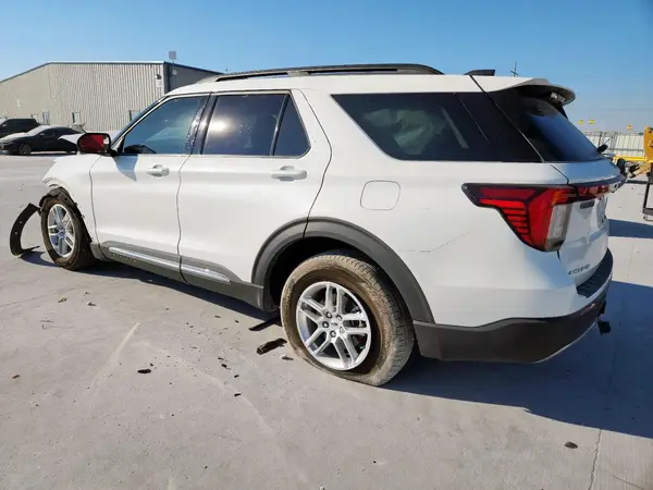 1FMUK7DH7SGB25846 2025 FORD EXPLORER - Image 2