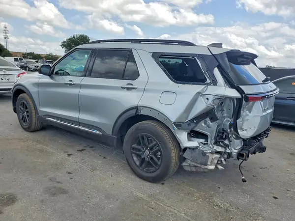 1FMUK7DH8SGA18997 2025 FORD EXPLORER - Image 2