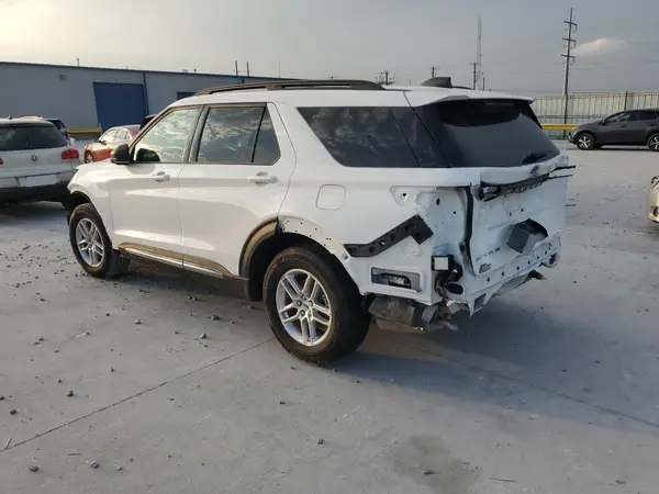 1FMUK7DH8SGA50297 2025 FORD EXPLORER - Image 2