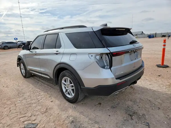 1FMUK7DH8SGA67567 2025 FORD EXPLORER - Image 2