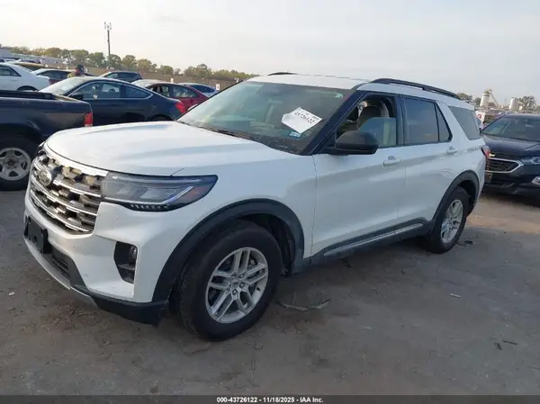1FMUK7DH8SGB16671 2025 FORD EXPLORER - Image 2