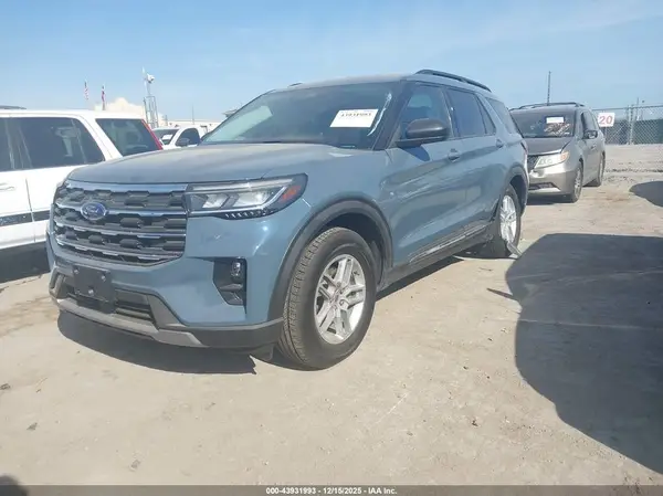 1FMUK7DH8SGC95620 2025 FORD EXPLORER - Image 2