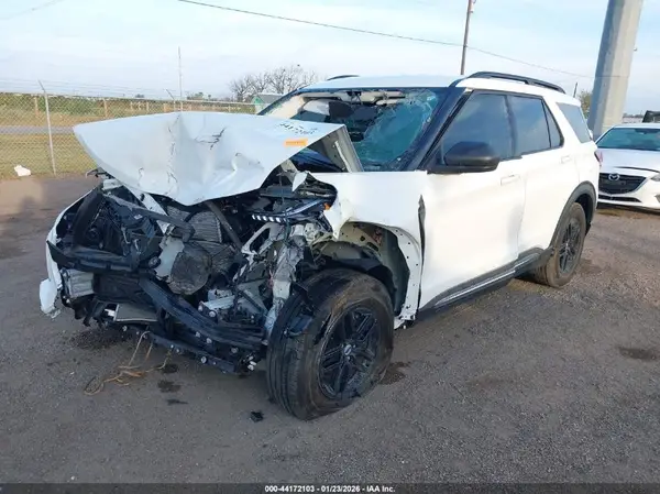 1FMUK7DH9SGA43388 2025 FORD EXPLORER - Image 2
