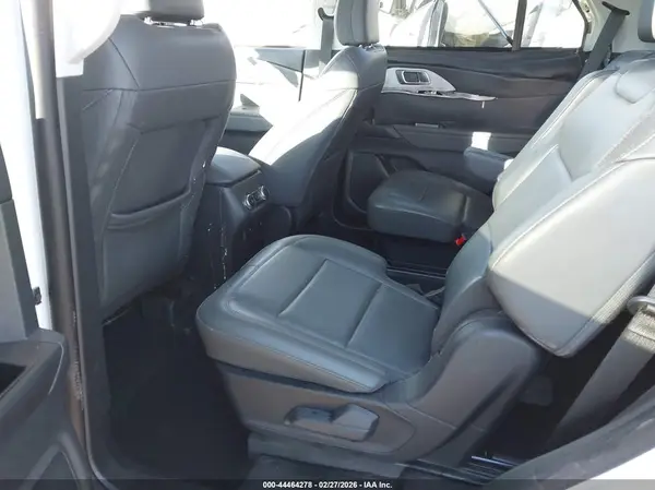 1FMUK7DH9SGB11544 2025 FORD EXPLORER - Image 8