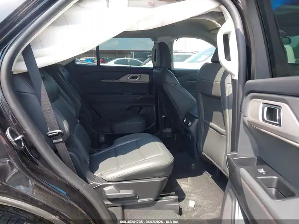 1FMUK7DH9SGB35942 2025 FORD EXPLORER - Image 8