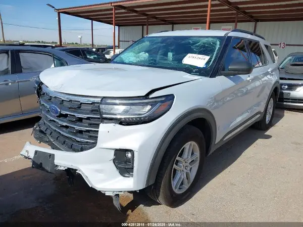 1FMUK7DH9SGB43040 2025 FORD EXPLORER - Image 2