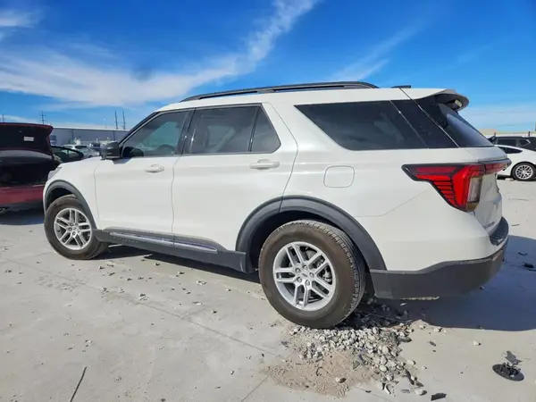1FMUK7DH9SGC01602 2025 FORD EXPLORER - Image 2