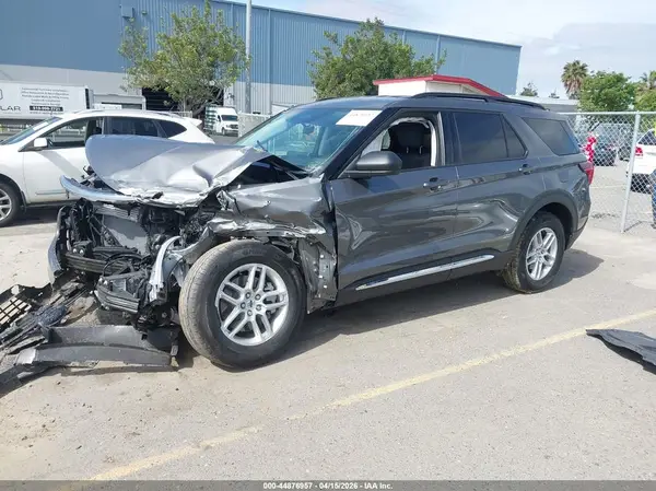 1FMUK7DH9SGC94055 2025 FORD EXPLORER - Image 2