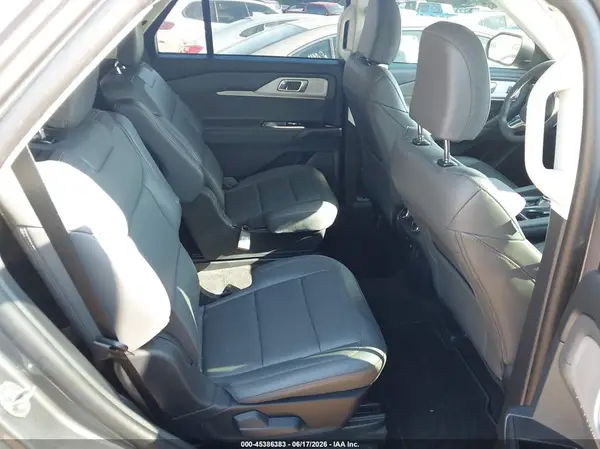 1FMUK7DHXSGB84504 2025 FORD EXPLORER - Image 8