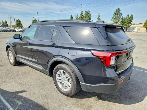 1FMUK7DHXSGC17162 2025 FORD EXPLORER - Image 2