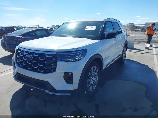 1FMUK7HH3SGA44644 2025 FORD EXPLORER - Image 2