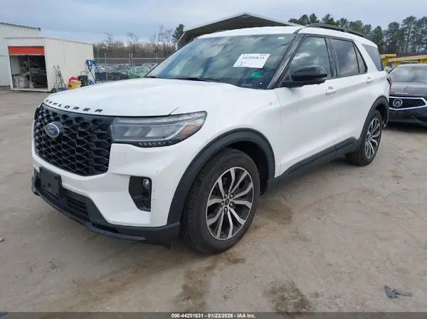 1FMUK7KH0SGA90845 2025 FORD EXPLORER - Image 2