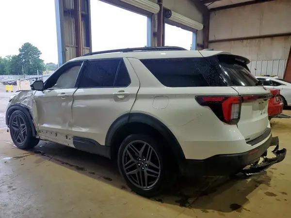 1FMUK7KH1SGA98288 2025 FORD EXPLORER - Image 2