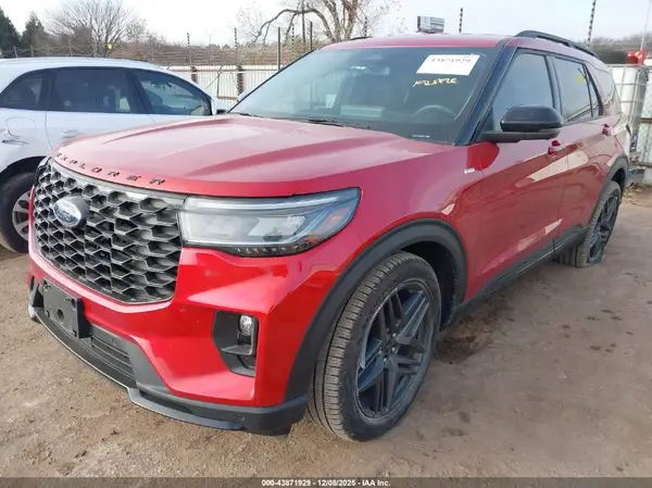 1FMUK7KH1SGB00072 2025 FORD EXPLORER - Image 2