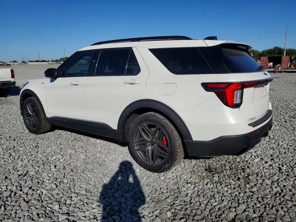 1FMUK7KH1SGC58461 2025 FORD EXPLORER - Image 2