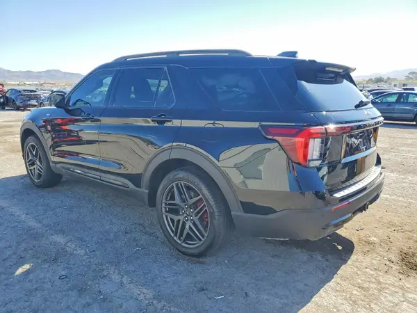 1FMUK7KH2SGC47453 2025 FORD EXPLORER - Image 2
