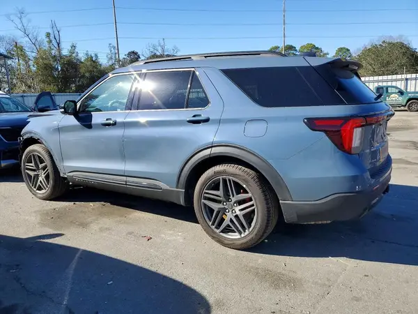 1FMUK7KH2SGC53513 2025 FORD EXPLORER - Image 2