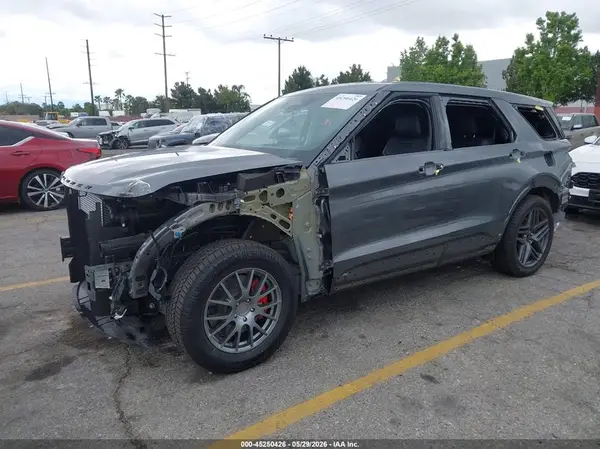 1FMUK7KH3SGC56131 2025 FORD EXPLORER - Image 2
