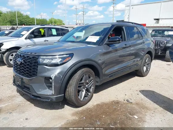 1FMUK7KH3TGA55833 2026 FORD EXPLORER - Image 2