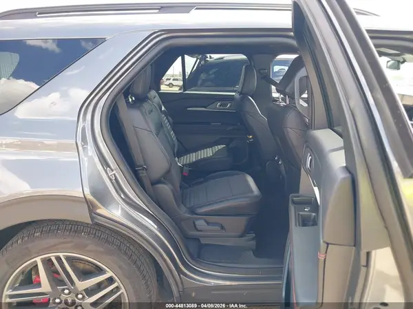 1FMUK7KH3TGA55833 2026 FORD EXPLORER - Image 8