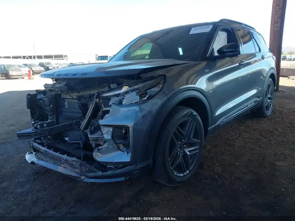 1FMUK7KH4SGA78164 2025 FORD EXPLORER - Image 2