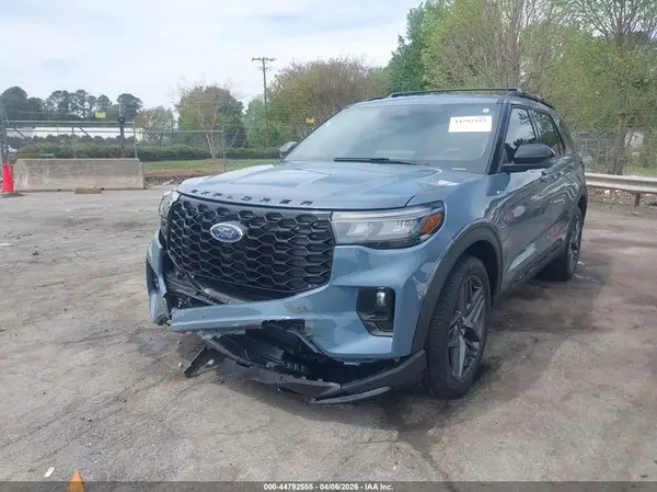 1FMUK7KH4SGC96377 2025 FORD EXPLORER - Image 2