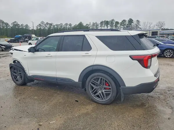 1FMUK7KH4SGC96492 2025 FORD EXPLORER - Image 2