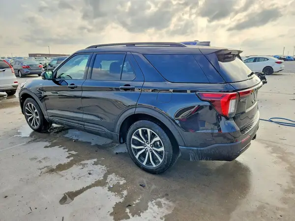 1FMUK7KH5SGC94881 2025 FORD EXPLORER - Image 2