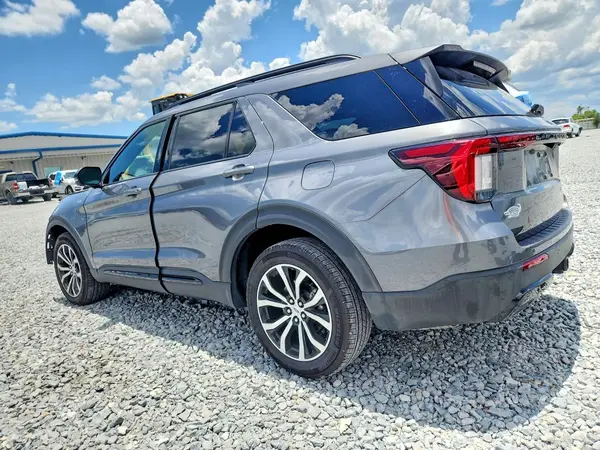 1FMUK7KH5SGC99059 2025 FORD EXPLORER - Image 2