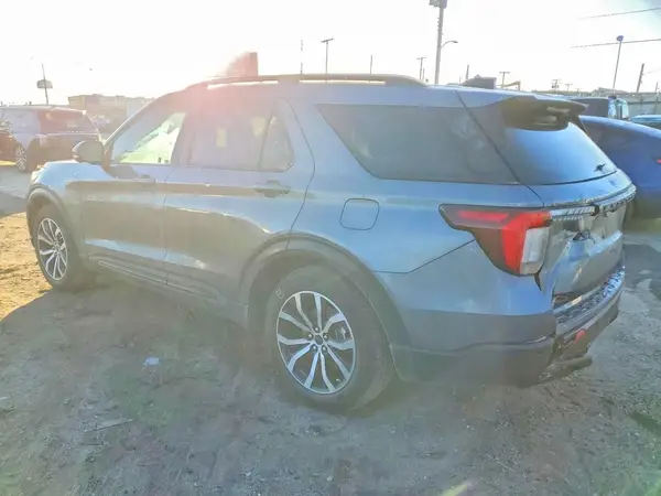 1FMUK7KH6SGA24042 2025 FORD EXPLORER - Image 2