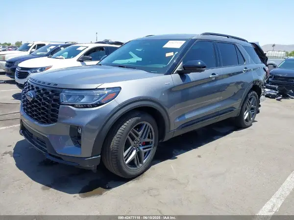 1FMUK7KH6SGA94253 2025 FORD EXPLORER - Image 2