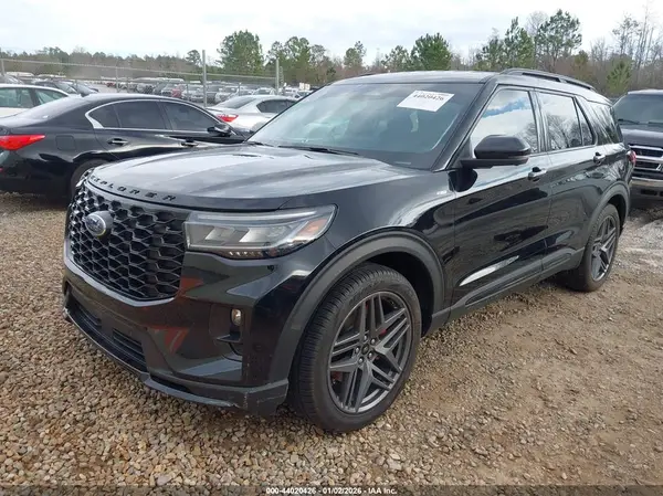 1FMUK7KH9SGA00222 2025 FORD EXPLORER - Image 2