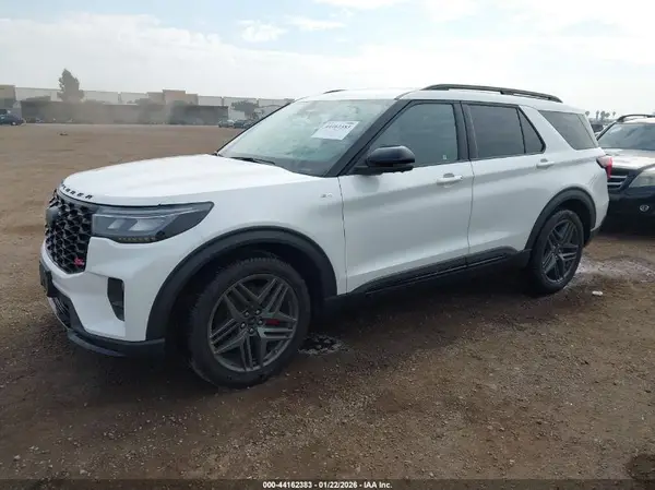 1FMUK7KH9SGA24763 2025 FORD EXPLORER - Image 2
