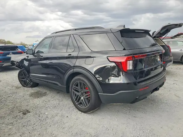 1FMUK7KH9TGA48238 2026 FORD EXPLORER - Image 2