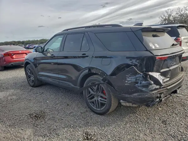 1FMUK7KHXSGB87020 2025 FORD EXPLORER - Image 2