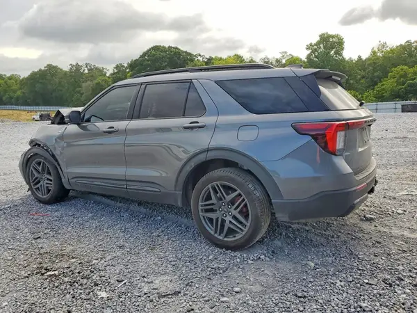 1FMUK7KHXSGC58135 2025 FORD EXPLORER - Image 2
