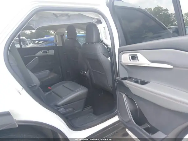 1FMUK8DH0SGA11936 2025 FORD EXPLORER - Image 8