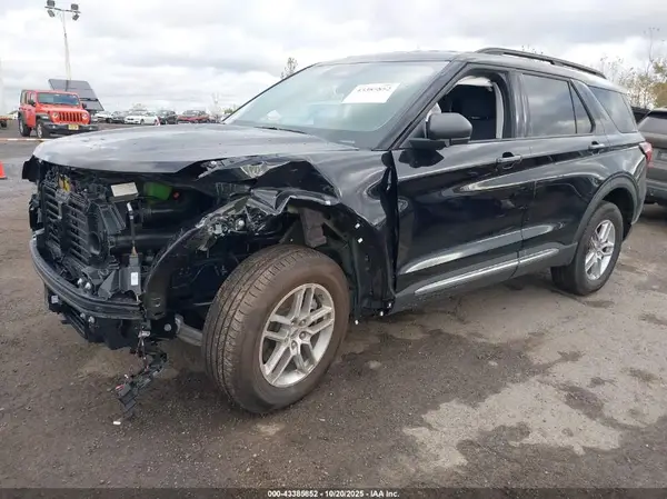 1FMUK8DH0SGC26796 2025 FORD EXPLORER - Image 2