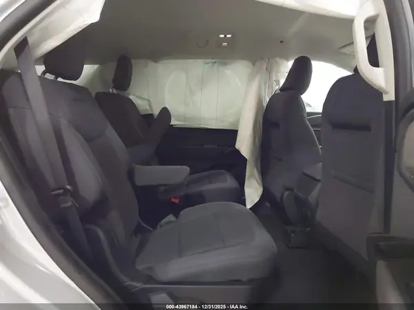 1FMUK8DH0TGA00825 2026 FORD EXPLORER - Image 8