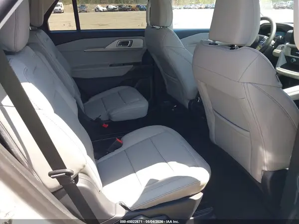 1FMUK8DH0TGA57977 2026 FORD EXPLORER - Image 8