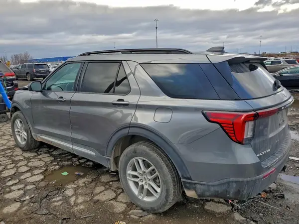 1FMUK8DH1SGA01576 2025 FORD EXPLORER - Image 2
