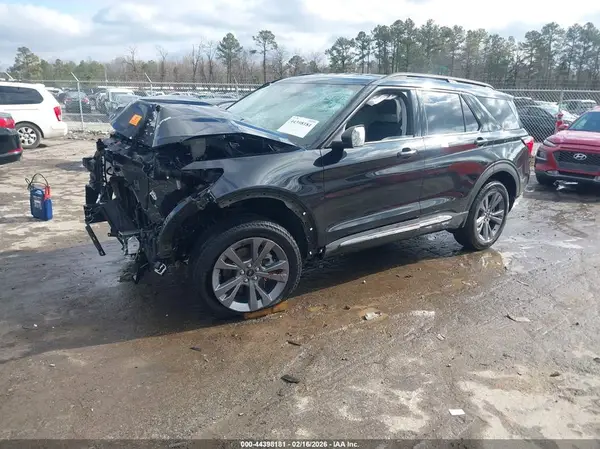 1FMUK8DH1SGA42600 2025 FORD EXPLORER - Image 2