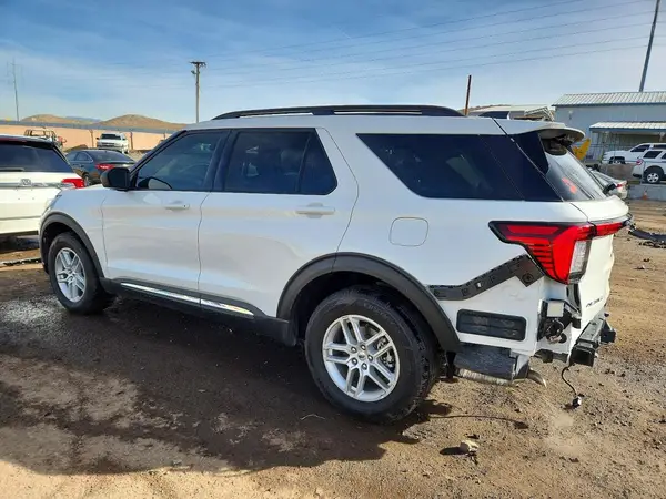 1FMUK8DH1SGA79677 2025 FORD EXPLORER - Image 2
